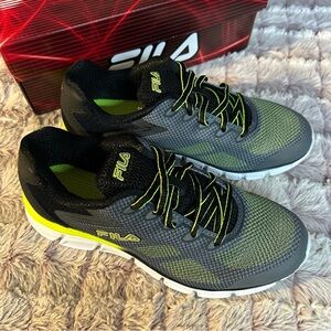 Fila Exolize Boy Sneakers Size 5